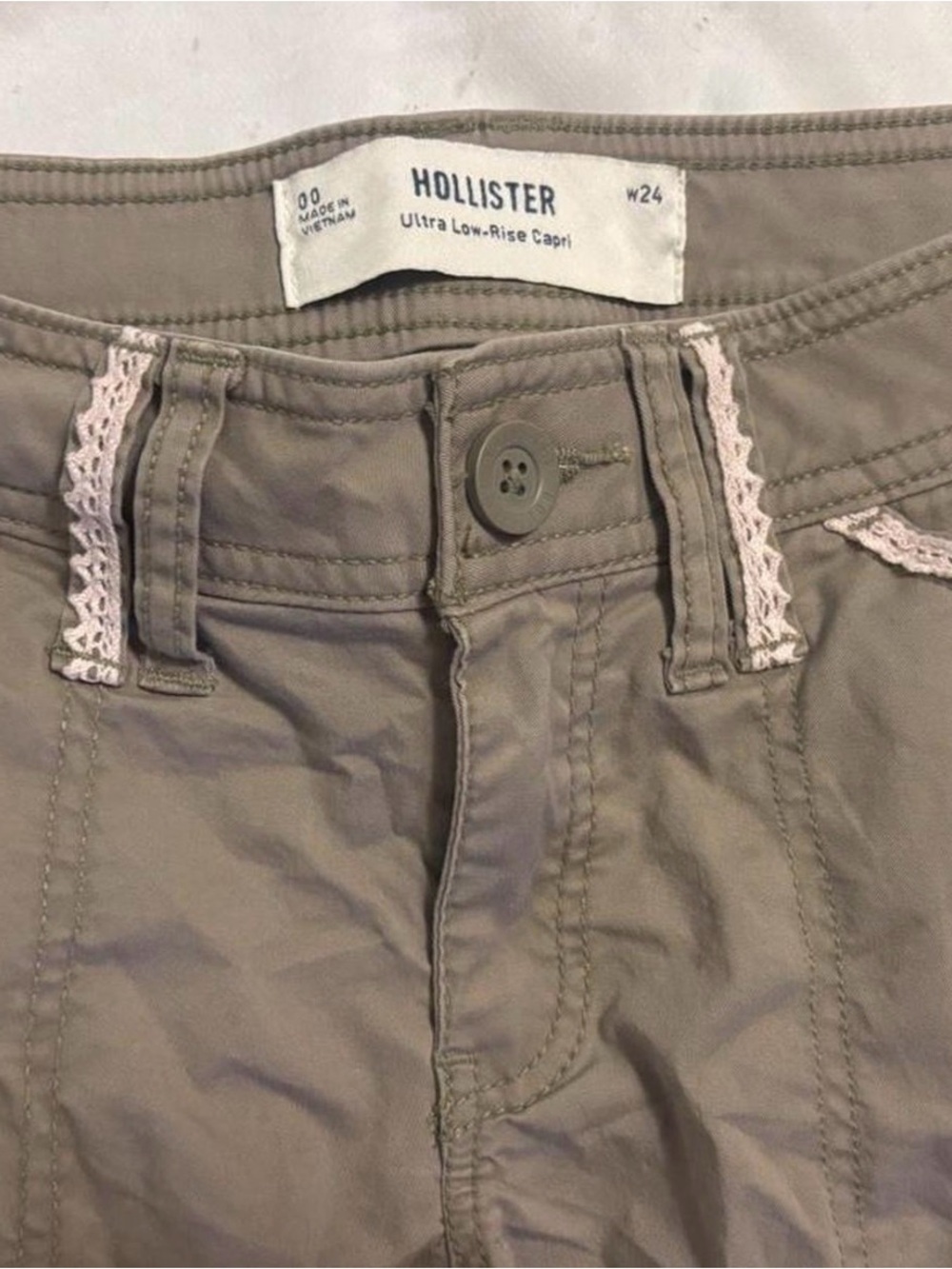 Hollister Taupe Girls' Low-Rise Shorts with Pink Lace Trim